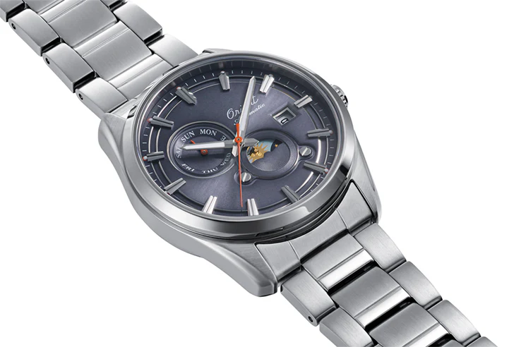 ORIENT RA-AK0311N Mechanical Contemporary Watch, Metal Strap - 41.5mm Limited - Image 2