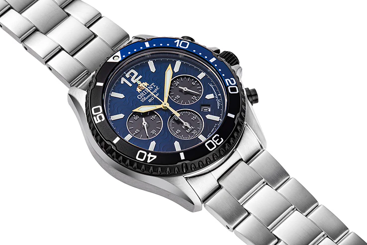ORIENT RA-TX0208L Quartz Sports Watch, Metal Strap Limited Edition - 42.8mm - Image 2