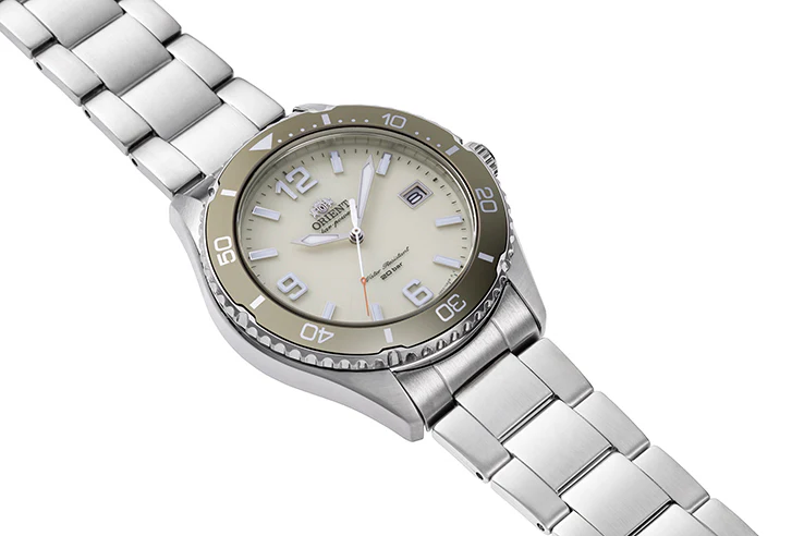 ORIENT RA-WJ0003S10B Quartz Sports Watch, Metal Strap - 39.9mm - Image 3