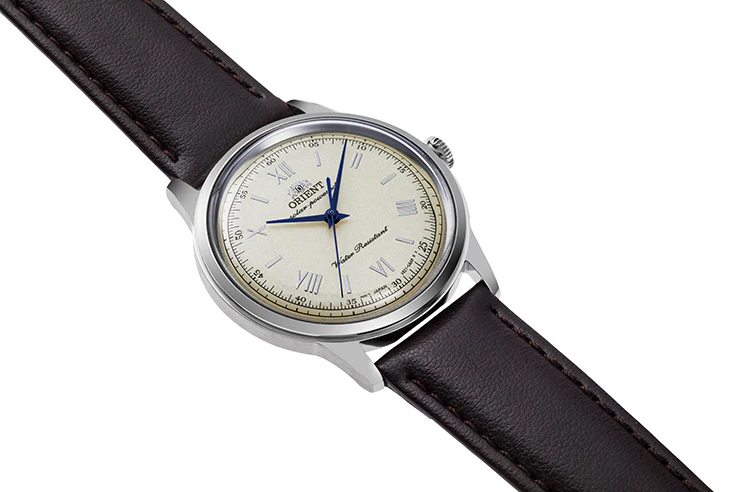 ORIENT RA-WK0003G Quartz Classic Watch, Synthetic leather Strap - 38.4mm - Image 3